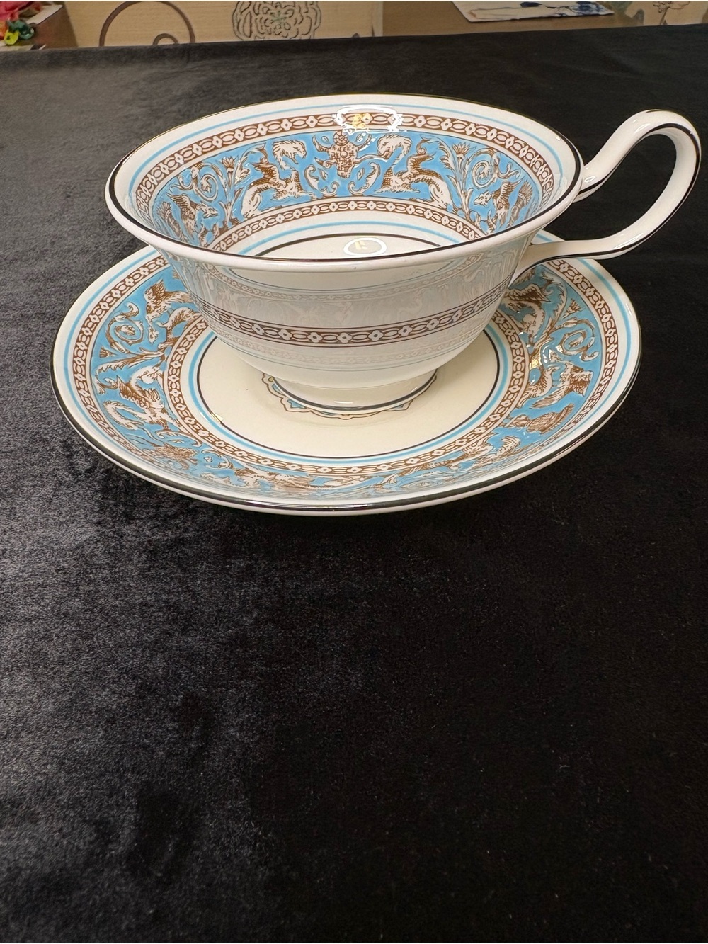 Wedgewood Florentine Turquoise Bine China Teacup and Saucer - Picture 3 of 6